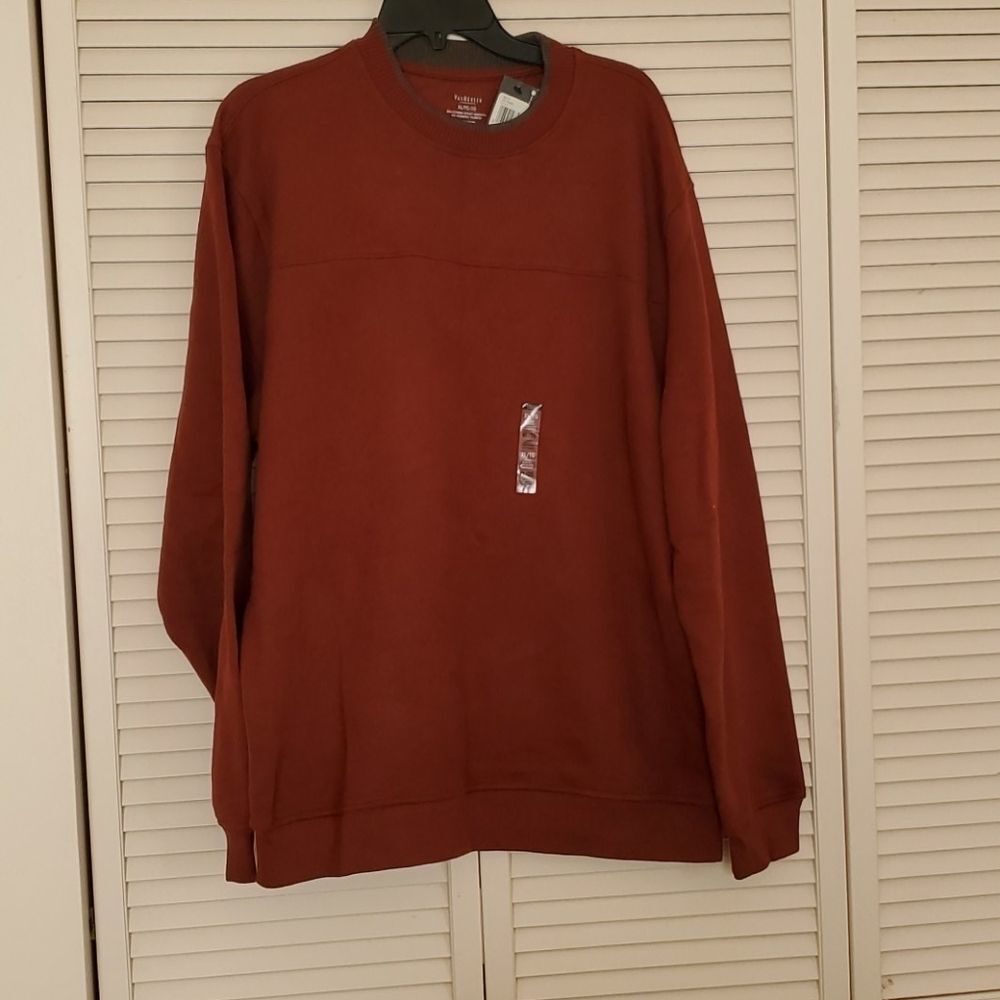 ❣️VANHEUSEN Mens Red Long sleeve sweater